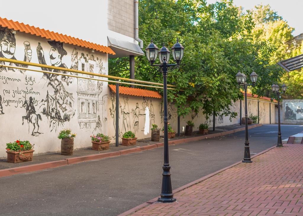 Shine Hotel Odessa Zewnętrze zdjęcie