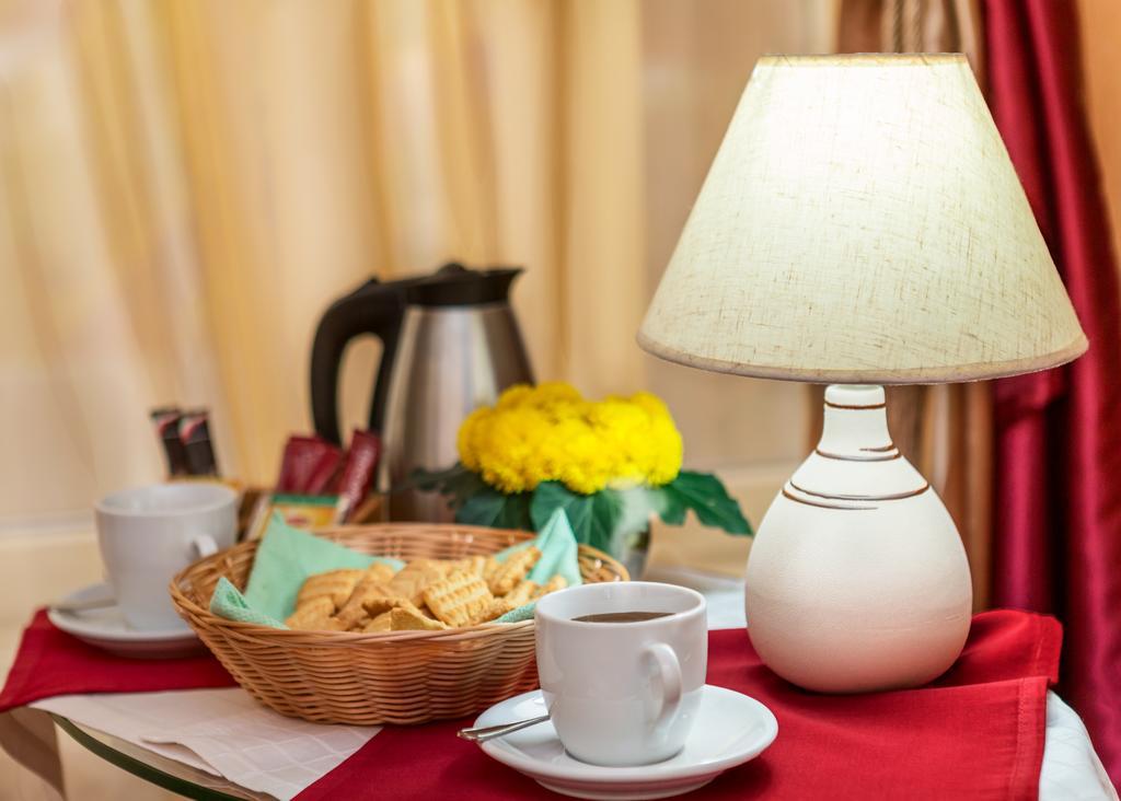 Shine Hotel Odessa Zewnętrze zdjęcie