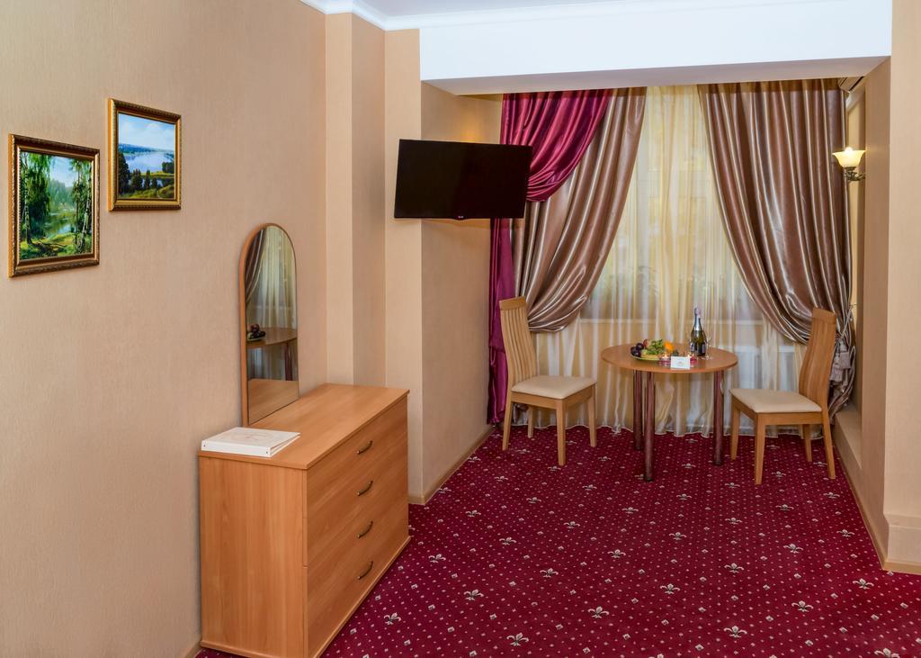 Shine Hotel Odessa Zewnętrze zdjęcie