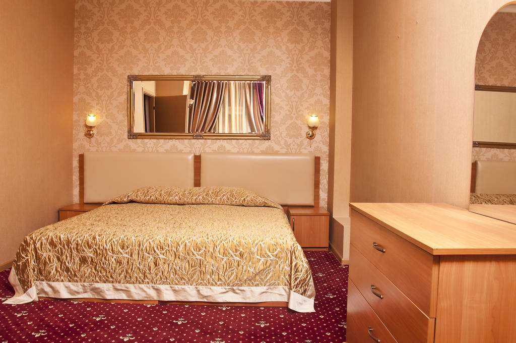 Shine Hotel Odessa Zewnętrze zdjęcie